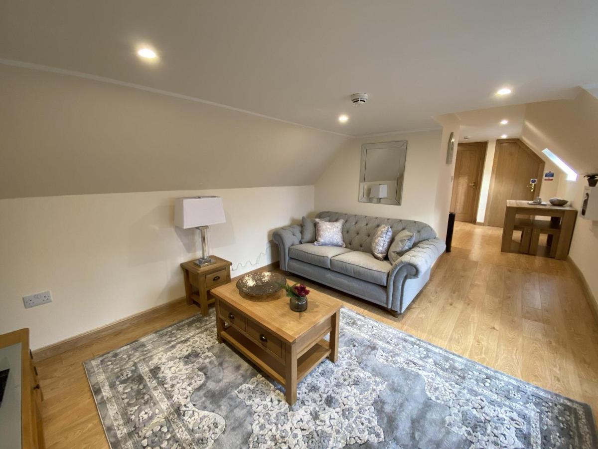Waverley Inn Holiday Apartments インヴァネス エクステリア 写真