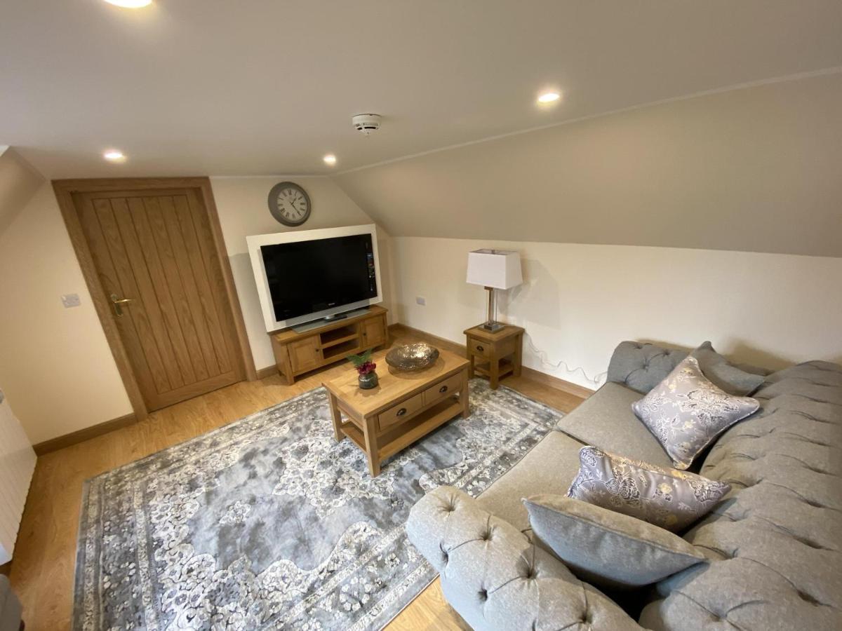 Waverley Inn Holiday Apartments インヴァネス エクステリア 写真