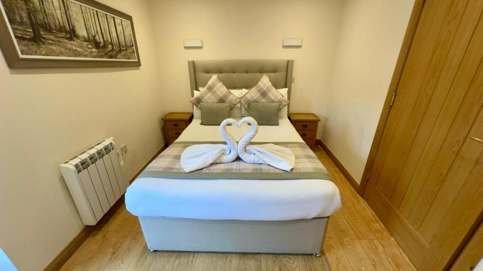Waverley Inn Holiday Apartments インヴァネス エクステリア 写真
